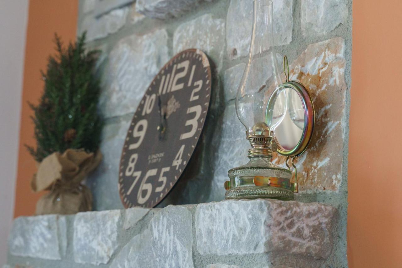 Omalos Village エクステリア 写真